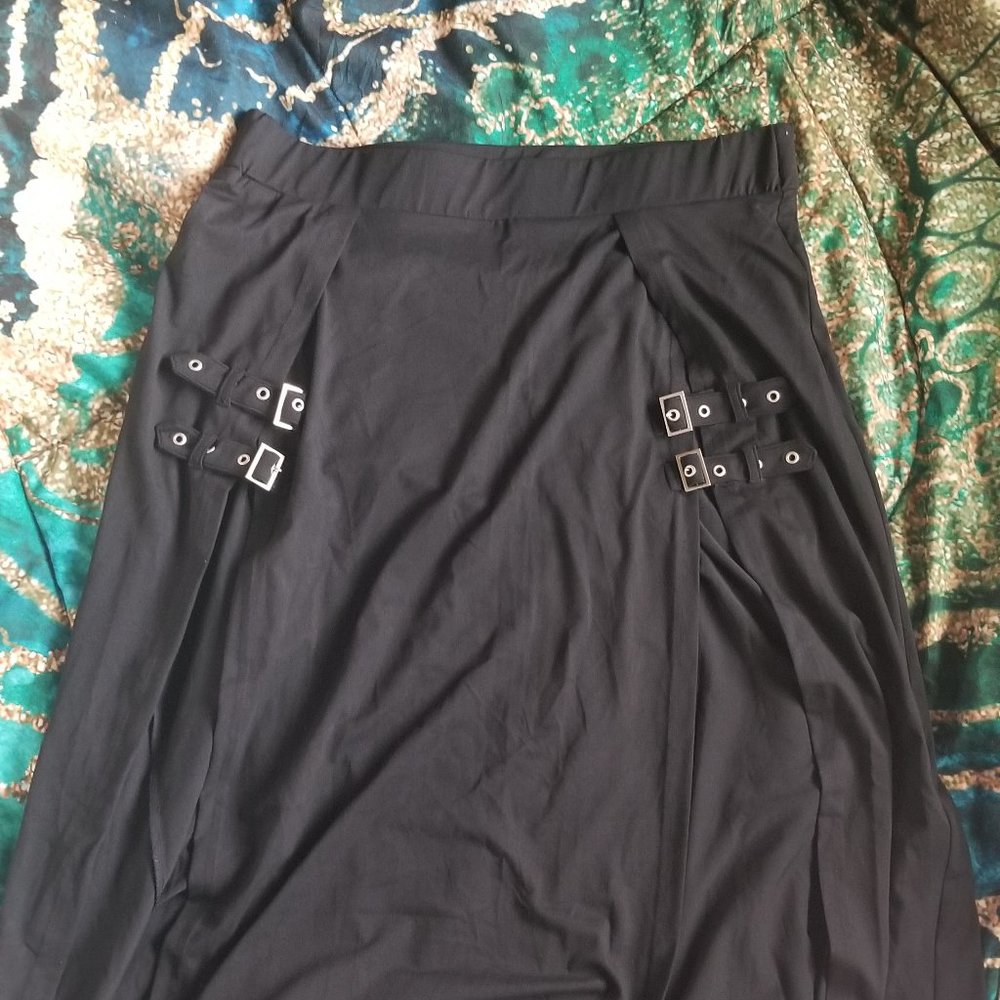 Forest ink m-line buckle maxi skirt